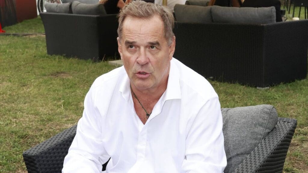 Ve čtvrtek V Polabí Václavovi ztuhne krev v žilách. „Tady“, ozve se po jeho návratu domů z obýváku