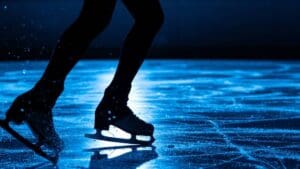 Špičková romance, nebo kýč a blábol. Co myslíte? Na tomto filmu vyrostla naše generace. Zítra večer bude na Nova Cinema