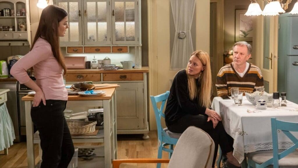 Zítra v Ulici: V úterý bude Blanka příšerně vyšilovat. Plná předsudků se pustí do dcery