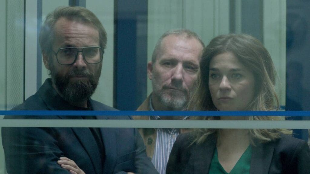 V 6. epizodě Extraktorů se dívky dočkají svobody, ale radostný návrat to nebude. Slzy potečou proudem