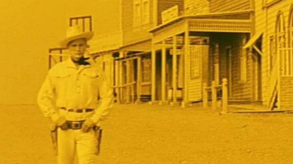 Do očí bijící chyby ve filmu Limonádový Joe. Největší kopanec udělá Menšík přímo za barem saloonu