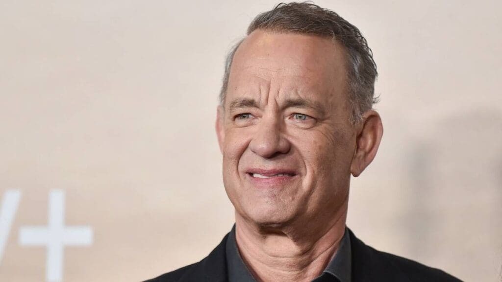 Tom Hanks natáčí nejšílenější film své kariéry. Tohle nepobere hlava ani nejotrlejším fanouškům