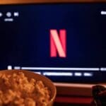 Seriálové maratony: Vážně je to duševní porucha? Vědci i praxe mluví jasně