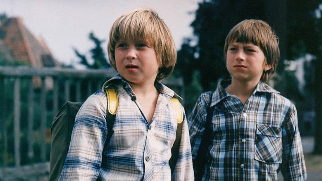 Kvíz pro každého, kdo tvrdí, že vyrůstal na českých seriálech. Tyhle otázky vám zaručeně srazí sebevědomí