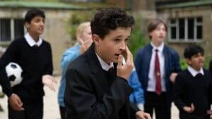 Elf z Prstenů moci jako kluk s nekontrolovatelnými tiky: Robert Aramayo si jde pro Oscara v dojemném hitu