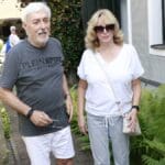 Luxus za miliony nestačil. Rosák opustil svou obrovskou vilu a přestěhoval se na  dal přednost vnoučatům