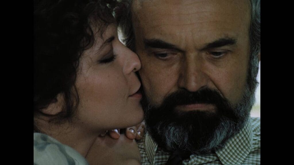 V neděli se vylidní ulice na celý den. V telce poběží jedna česká filmová pecka za druhou