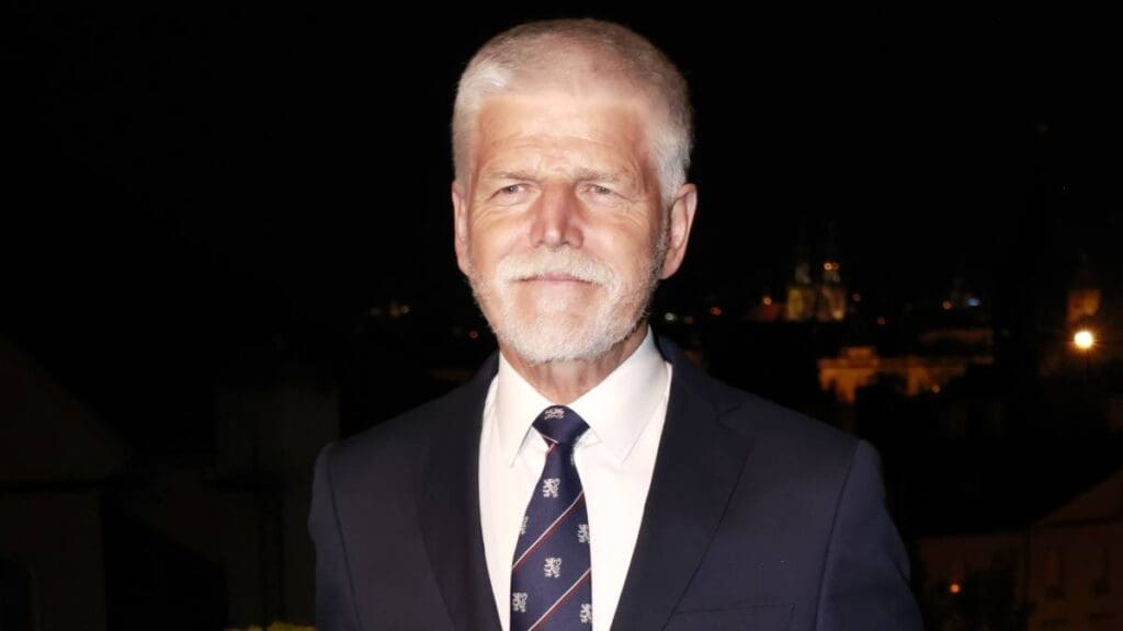 Žádné zlaté kliky ani mramor: Nahlédněte do soukromí Petra Pavla v nenápadném Černoučku