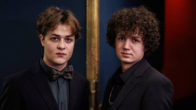 Ublížil Žofce některý z nich?