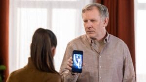 Ulice: Evžen dostává šokující e-mail a v hledáčku Adriany je teď Kokešová