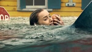 Nový trhák na Netflixu budí rozpaky. Žraločí smršť je podivný film. Koho to proboha vůbec napadlo?