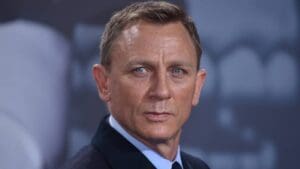 Udělejte si k Primě zítra večer anglický čaj, přichází nejpřitažlivější muž všech dob