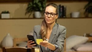 Dnes v Ulici: Soňa váhá ohledně Koníčka a Magdu dál trápí Markovy lži