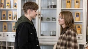 Zítra v Ulici: V úterý to v krámku zavoní kávou i romantikou. Mladí zamilovaní si dají pusu