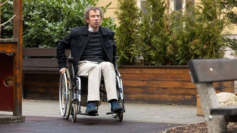 Lukáš má plán, chce odletět za Helenou do Polska