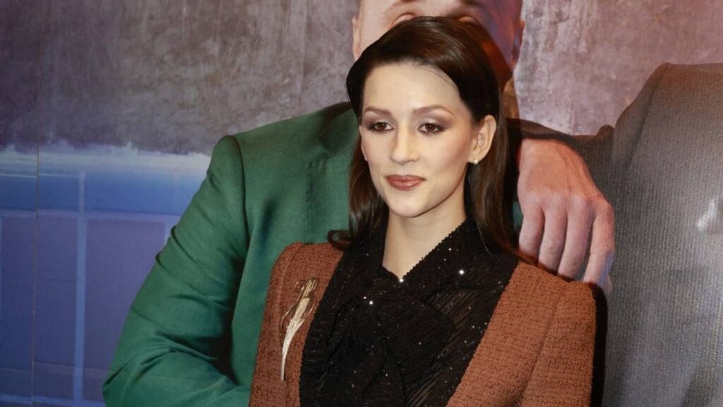 Kráska z Ulice a Zlaté labutě poprvé na jevišti. Září v působivém psychologickém dramatu